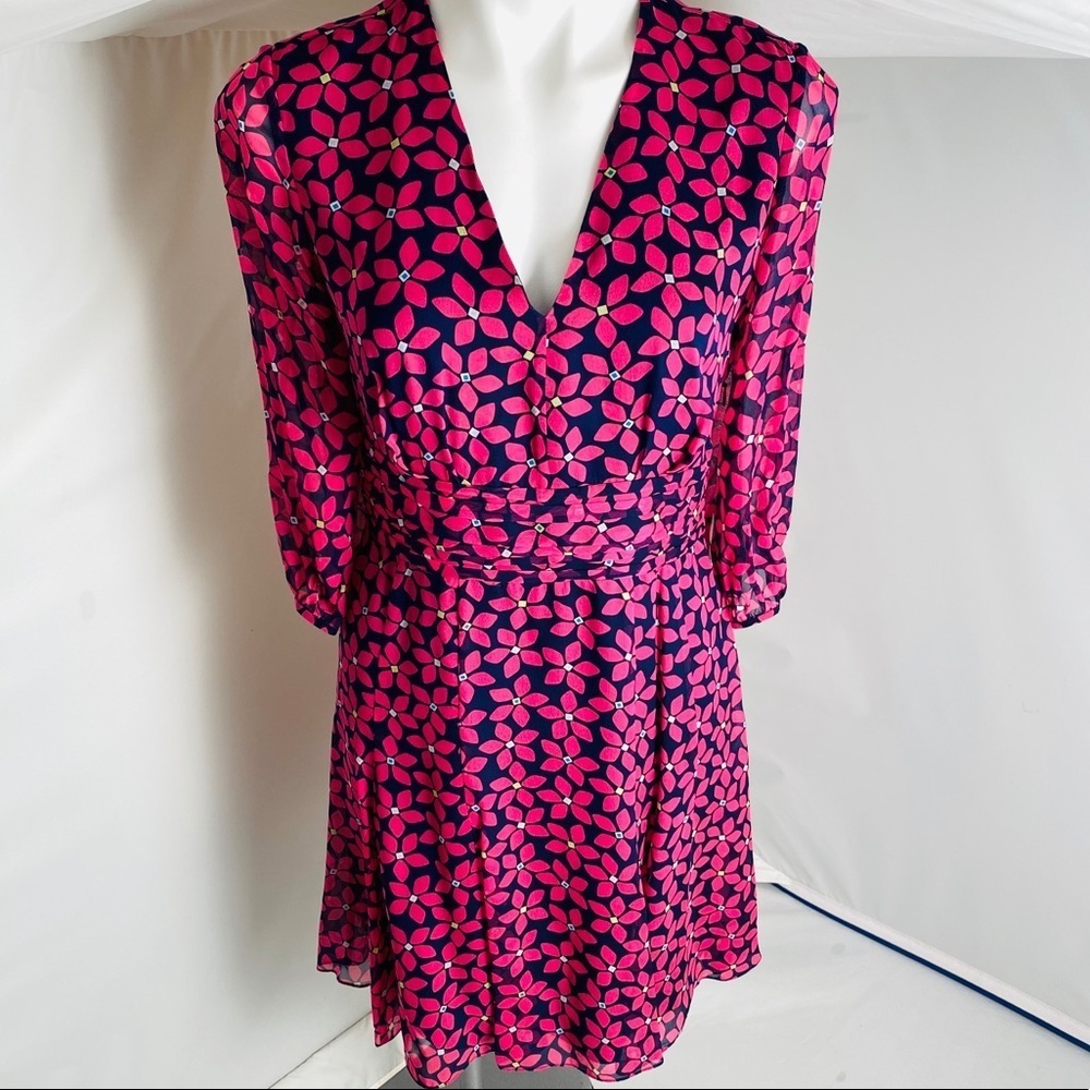 Diane Von Furstenberg pink and navy blue floral silk long sleeve v-neck dress